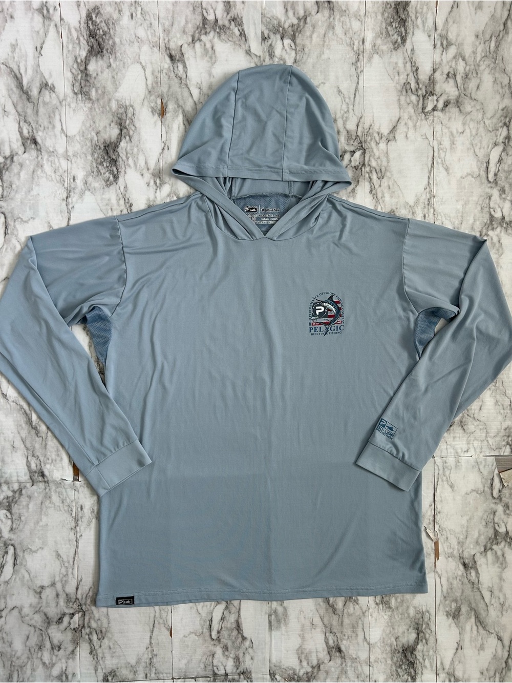 Pelagic men’s size Large Aquatek Patriot Marlin Hooded Performance Shirt UPF 50+